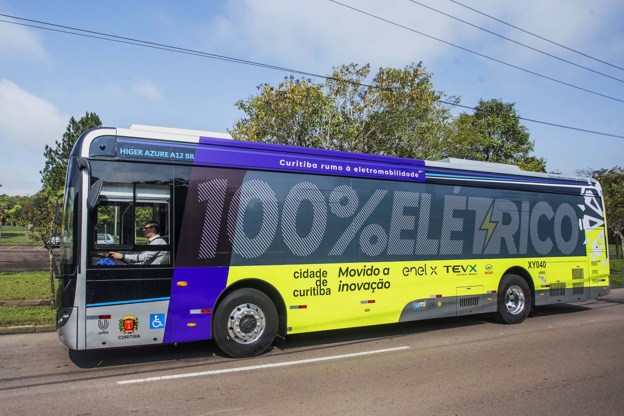 Ônibus elétrico exige subsídio diz parecer da URBS