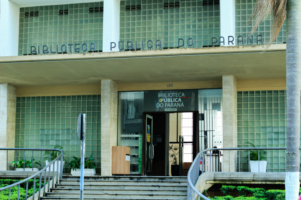 Biblioteca Pública promove projeto para quem tem mais de 60 anos
