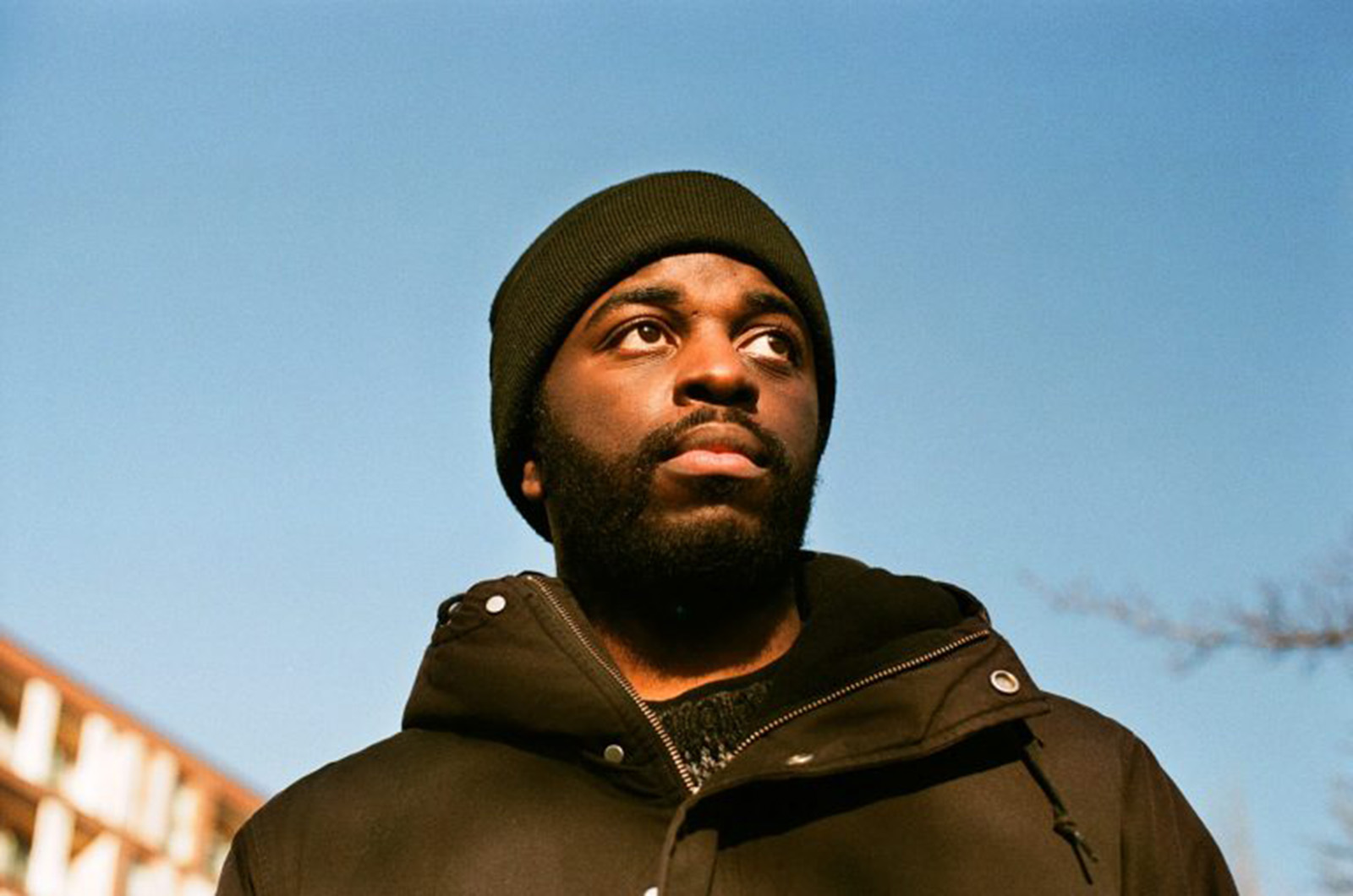 Jazz, hip-hop e R&B: Alfa Mist apresenta show único da turnê “Variables” em Curitiba