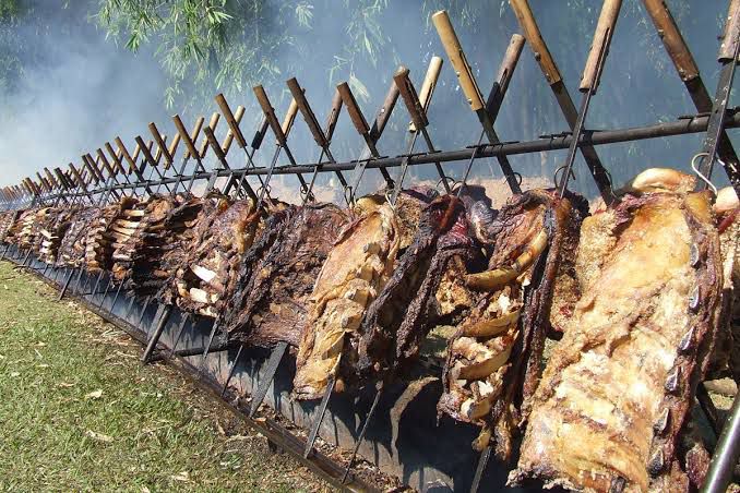 Curitiba terá costela fogo de chão neste domingo