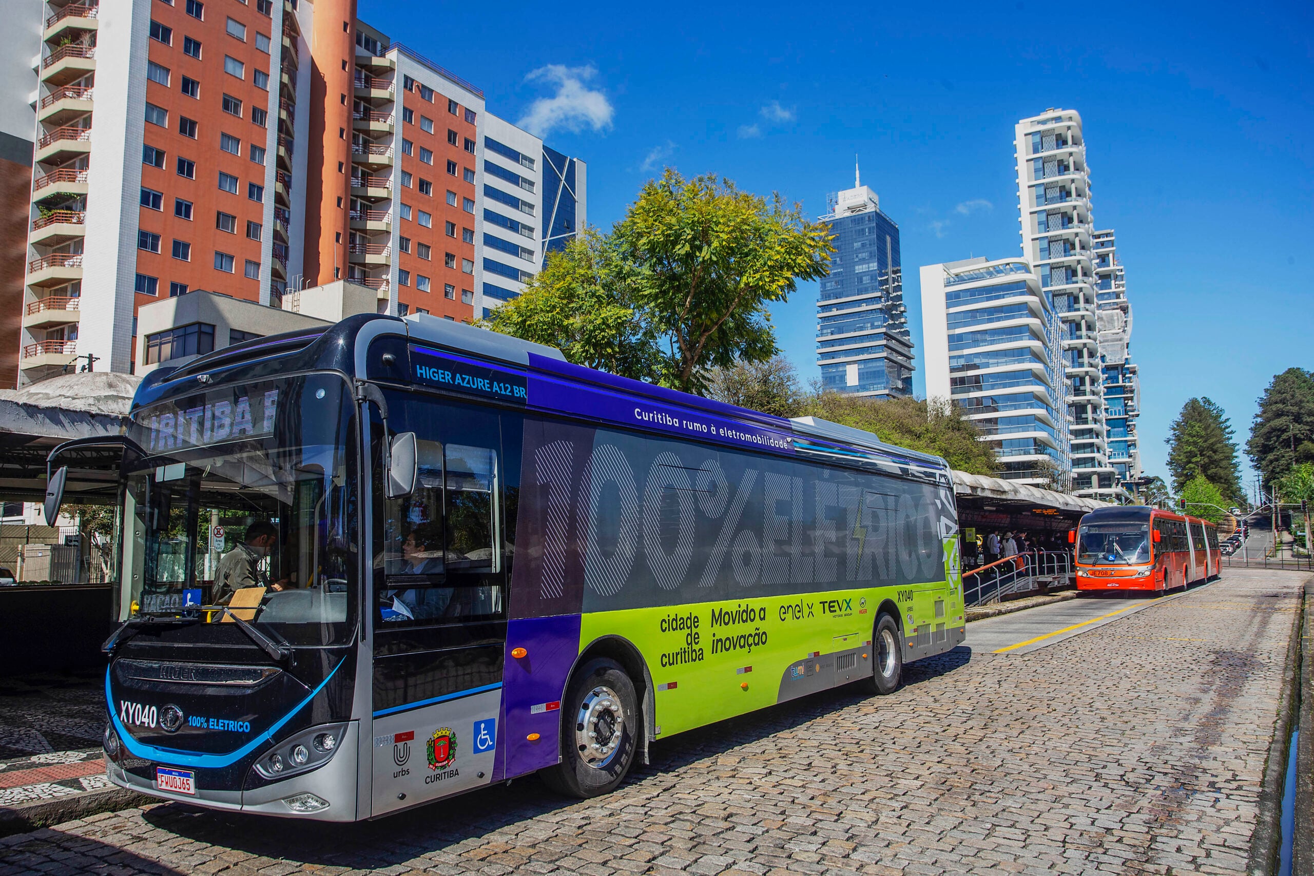 URBS prorroga por dois anos edital de testes de ônibus elétricos