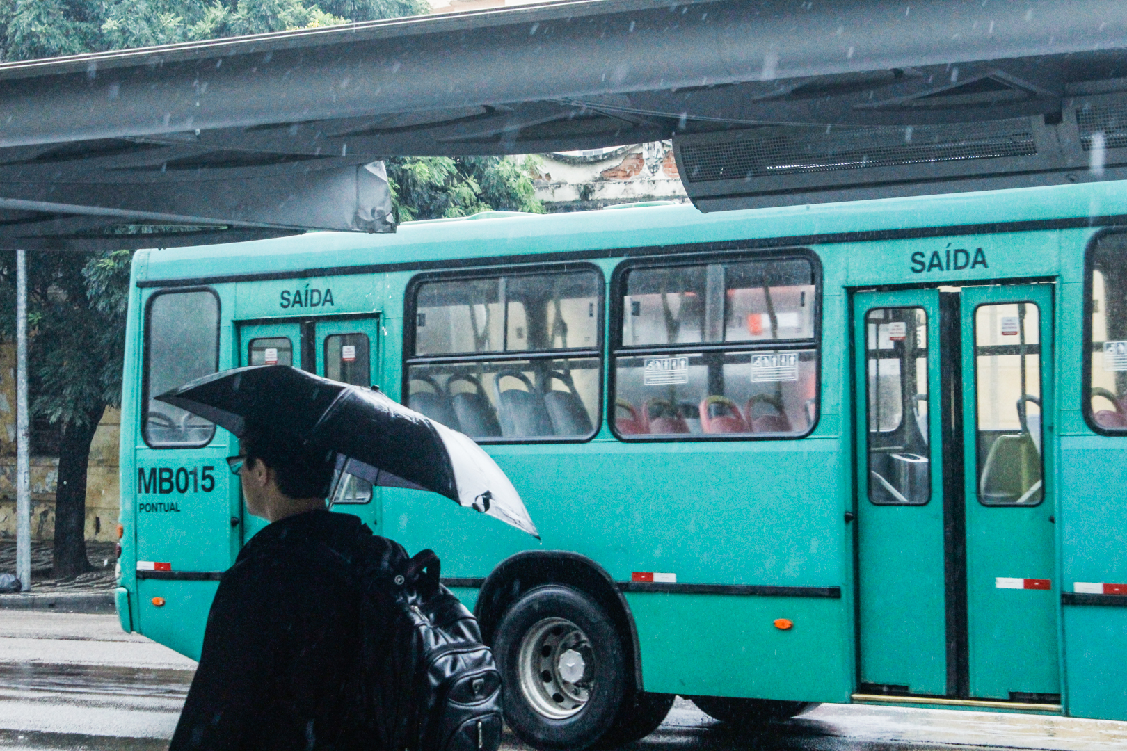 Inmet emite alerta de perigo por queda de temperatura em Curitiba