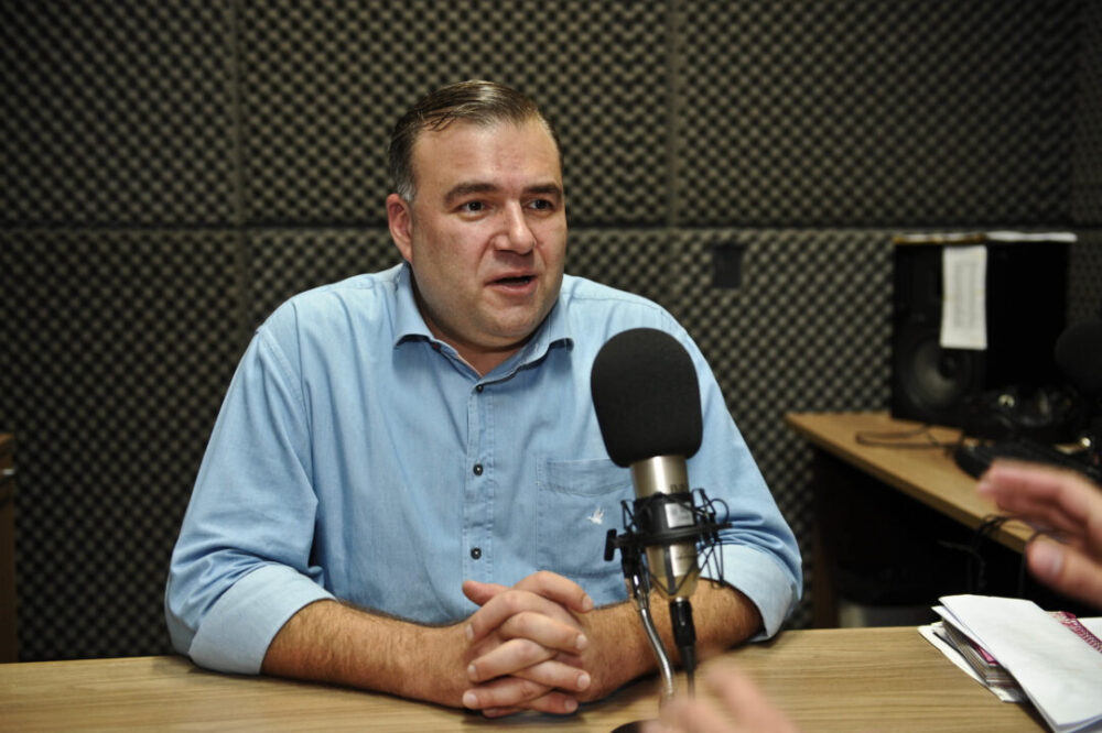 Candidatos de Curitiba são sabatinados por Folha e Uol