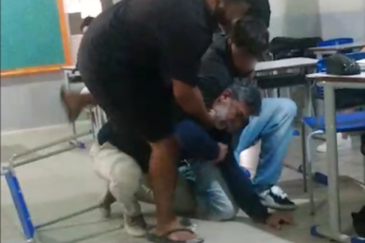Professor de filosofia é agredido por aluno em colégio no noroeste do Paraná