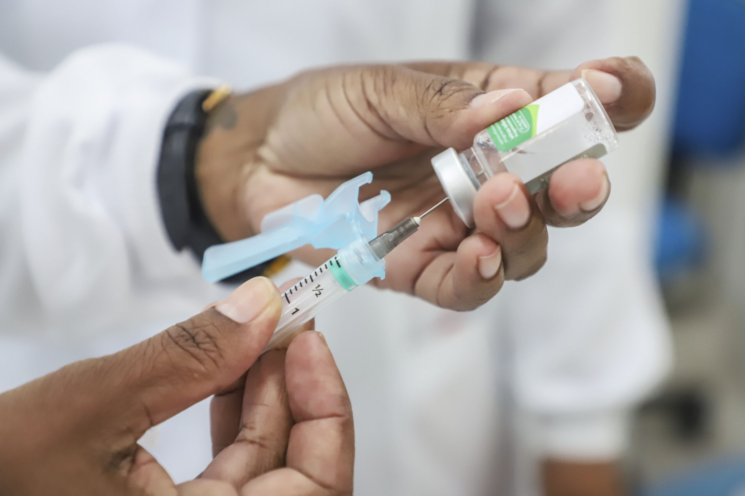 Prefeitura de Curitiba reforça campanha de vacinação contra gripe
