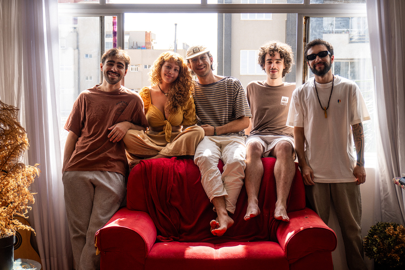 Siricuticos estreia nas plataformas digitais "Cheia de swing"