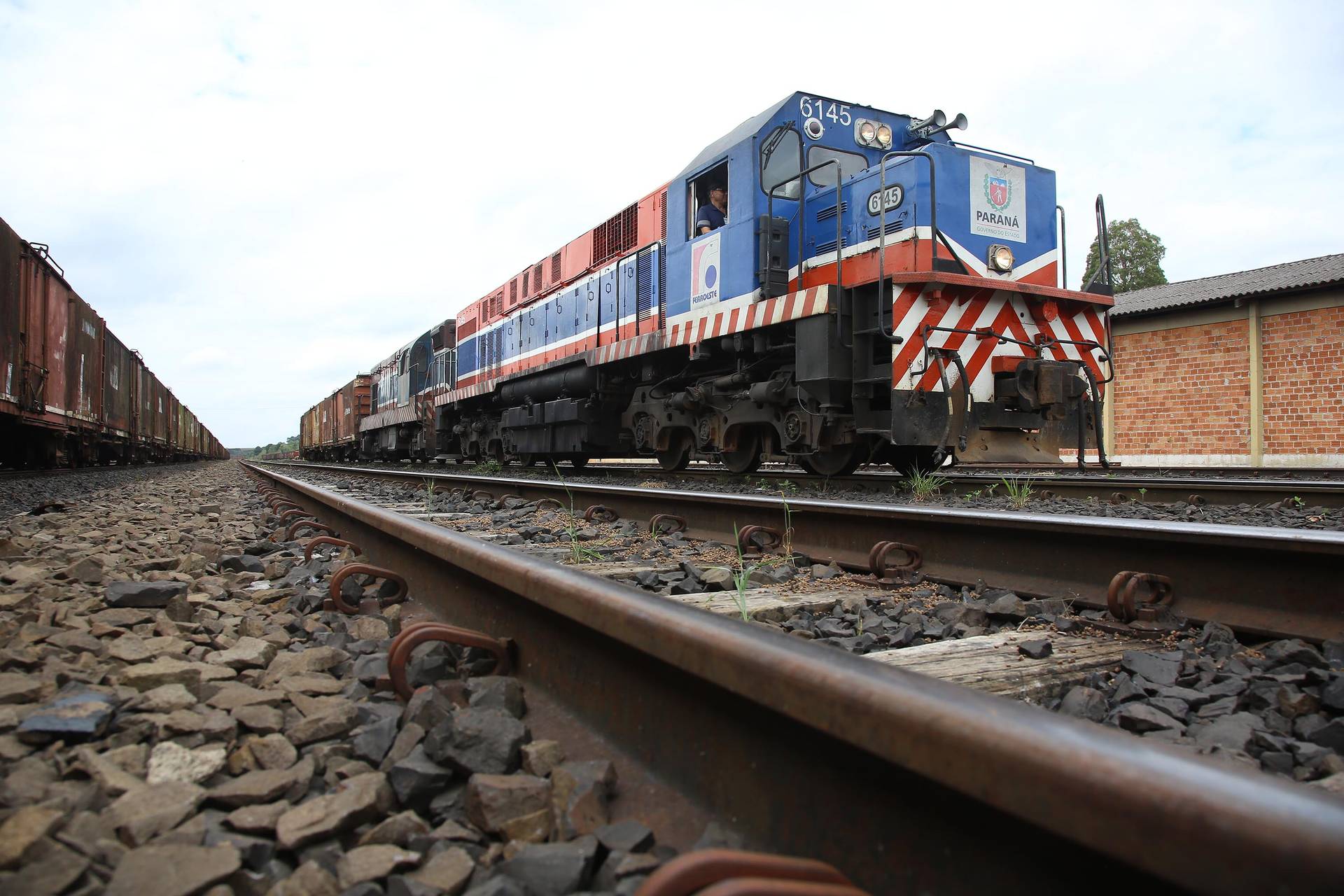 CCJ aprova privatização da Ferroeste às pressas, contrariando empresários e agro