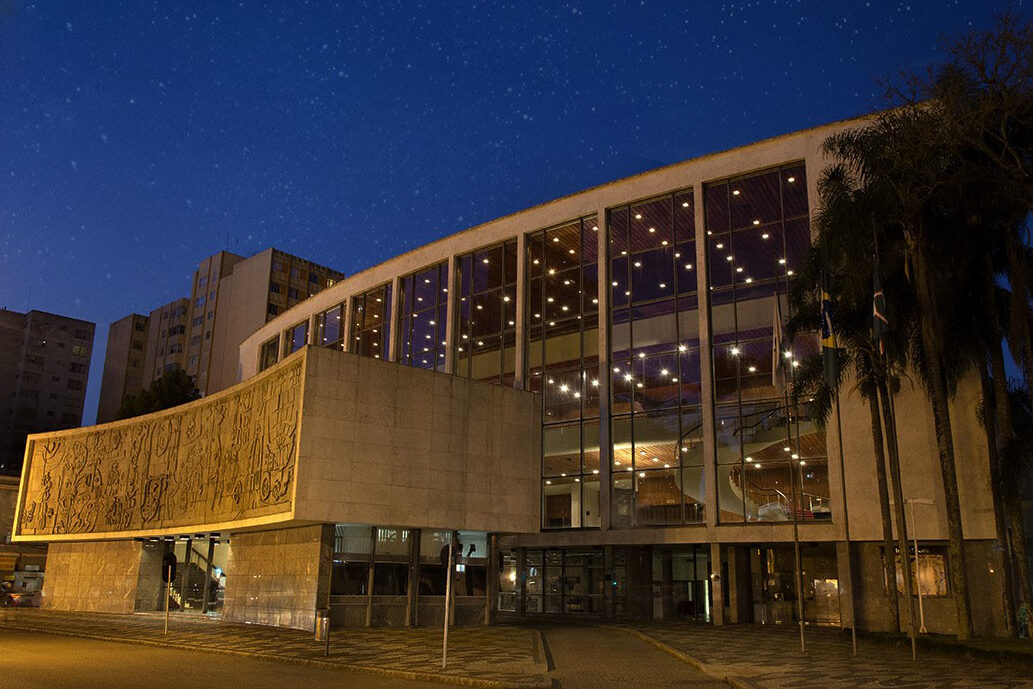 Público é convidado a conhecer os bastidores do Teatro Guaíra na sexta (13)