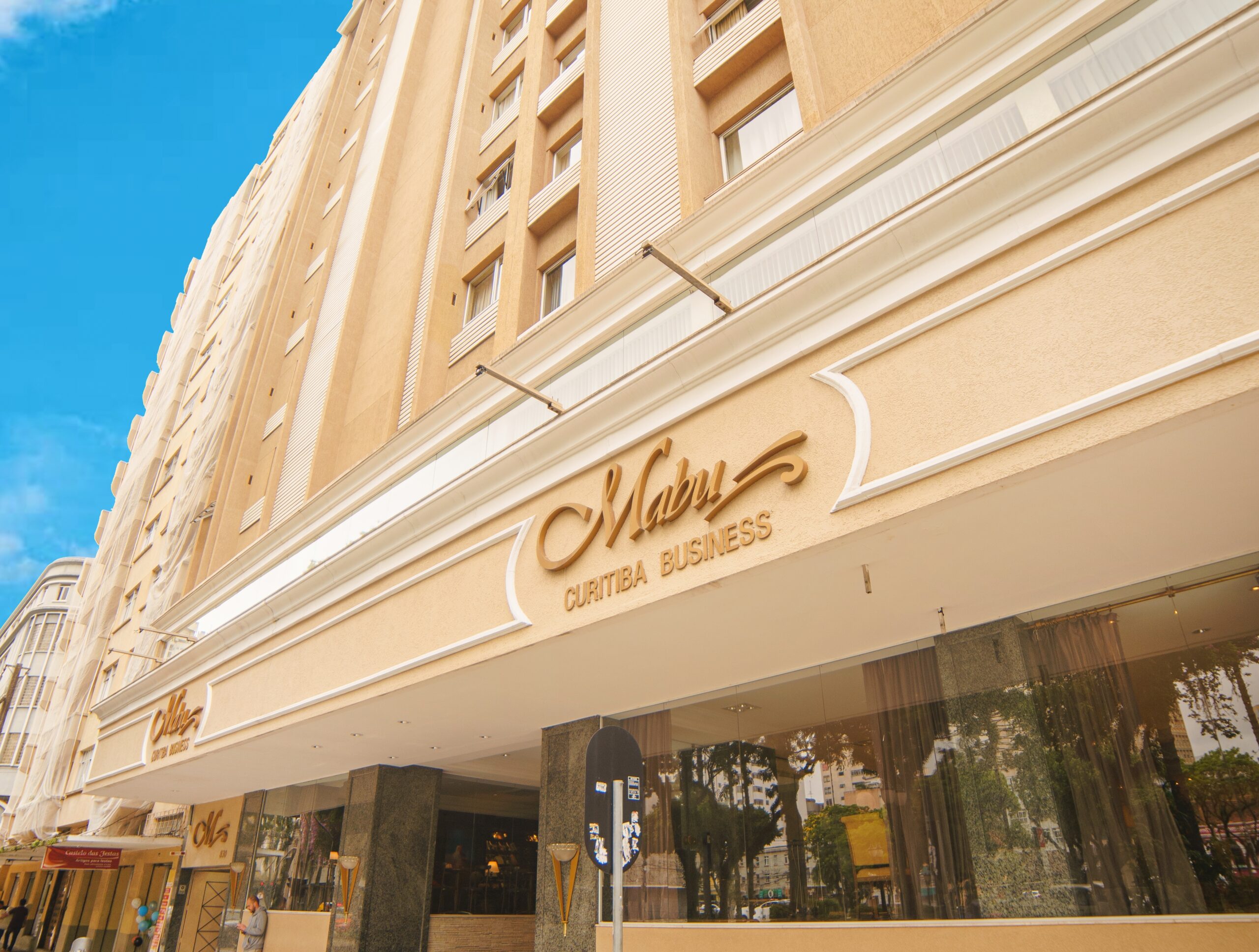 Shows de Bruno Mars e Congresso da Felicidade movimentam hotelaria em Curitiba