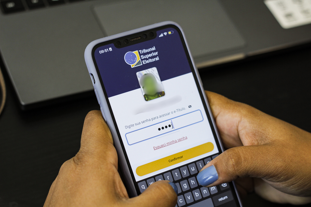 Eleições 2024: Como justificar a ausência às urnas pelo aplicativo e-Título