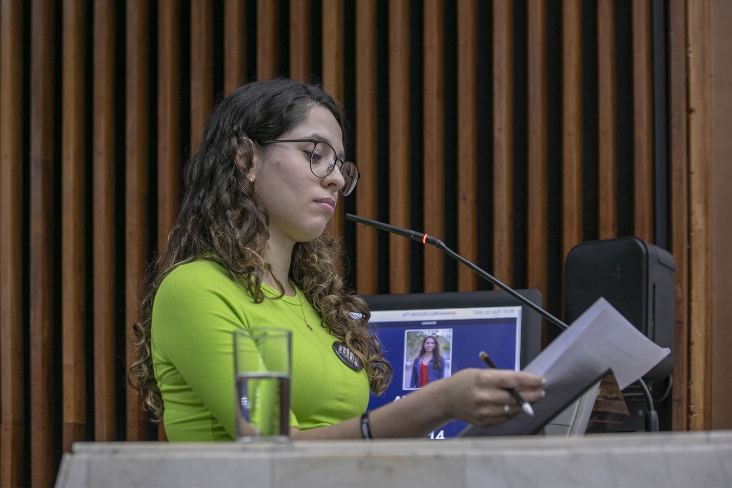 Governo Ratinho prevê R$ 1,8 bilhão para empresas administrarem escolas e quer fazer consulta “no escuro”