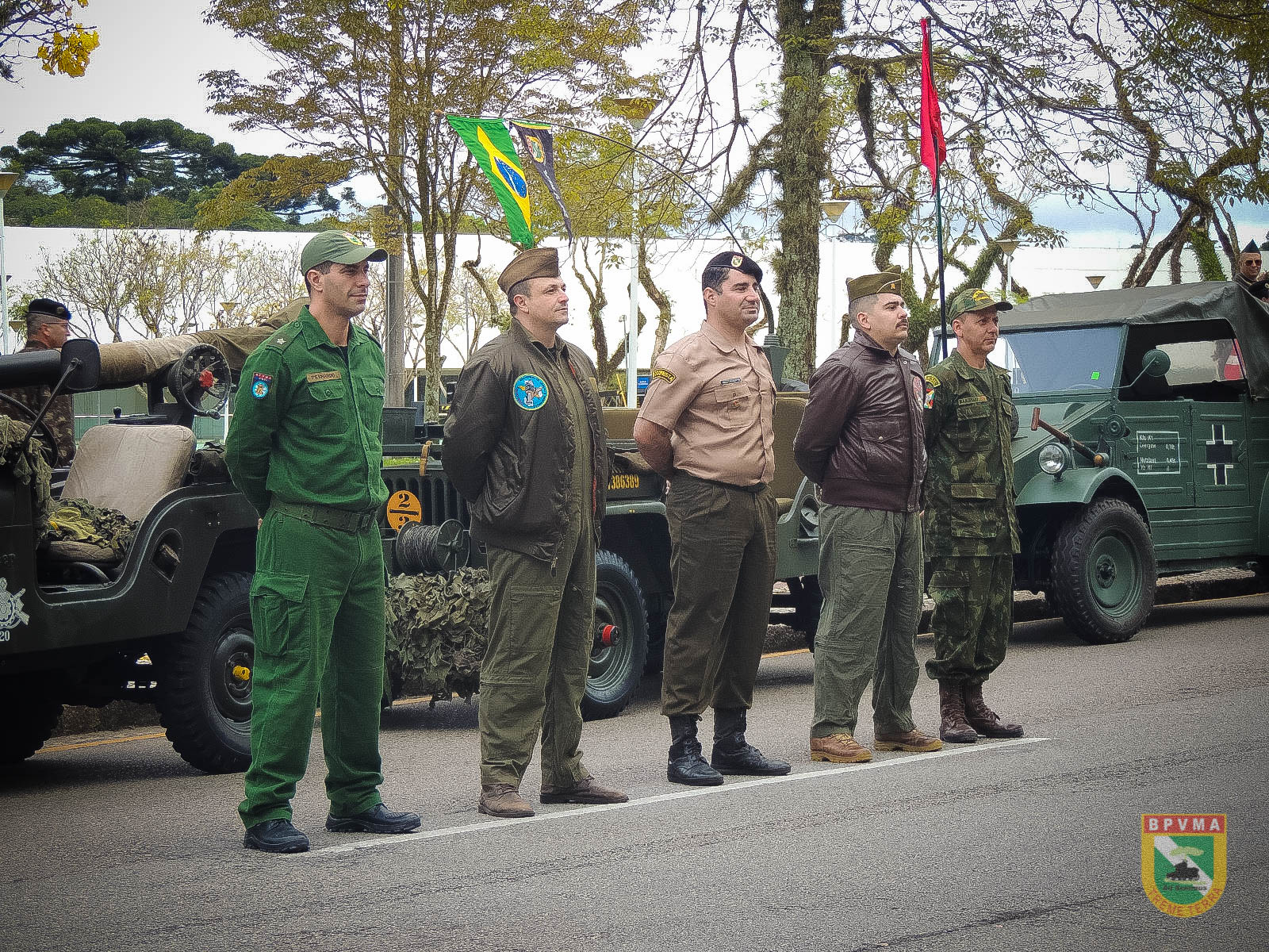 MPF emite recomendação contra uso de símbolos nazistas em desfiles militares em Curitiba