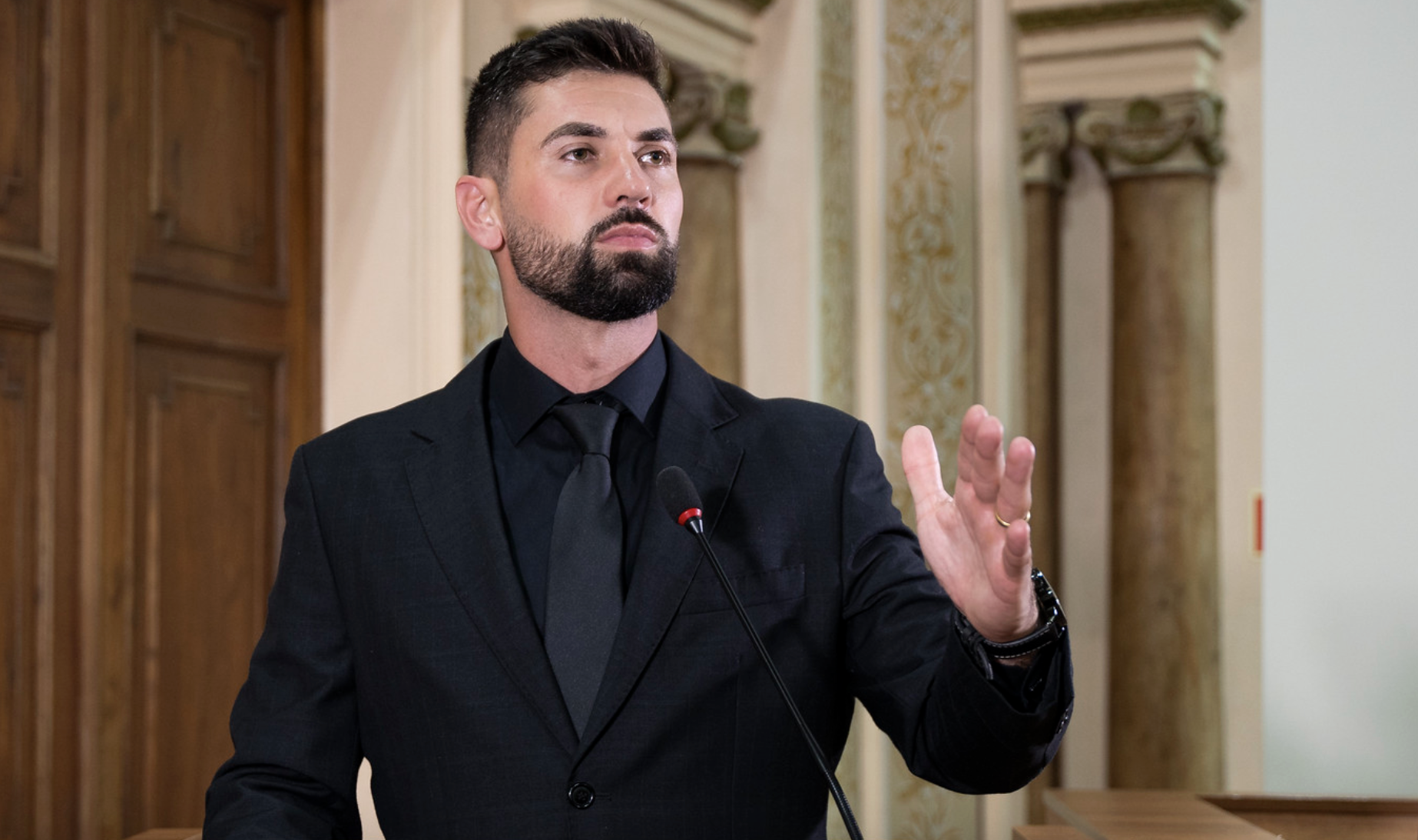 Novos vereadores abrem ano com projetos "inúteis"