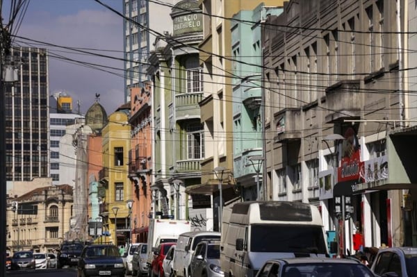 Festival Ocupa Riachuelo reúne cultura, música e sustentabilidade no coração de Curitiba