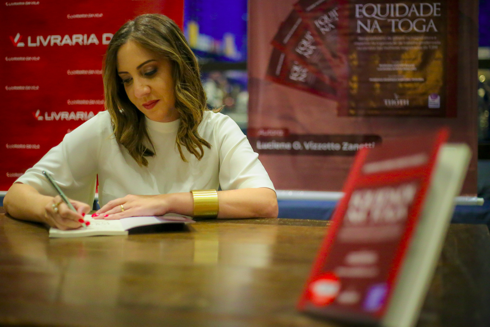 Mulheres representam apenas 14,2% dos desembargadores do TJPR