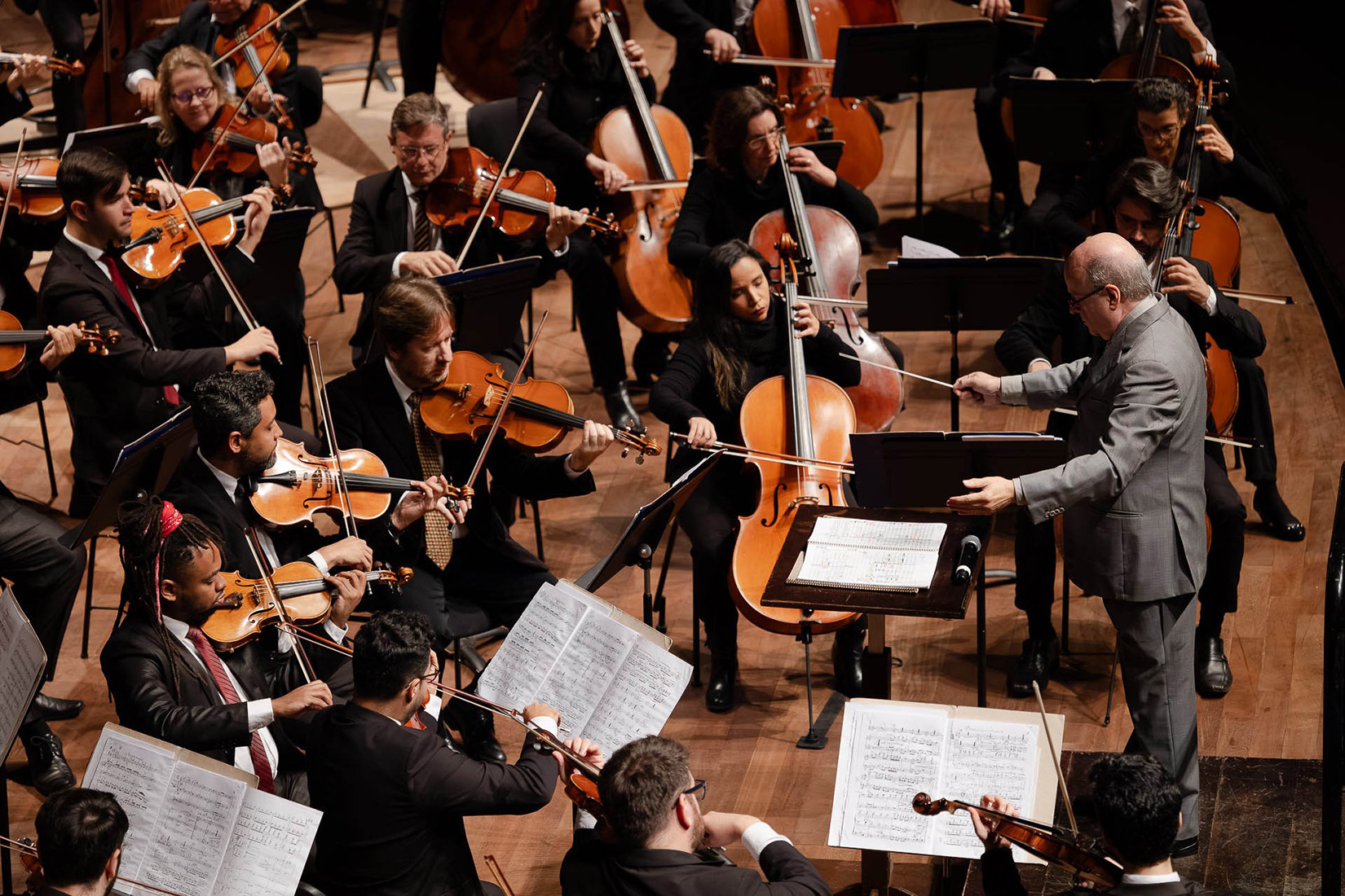 Orquestra Sinfônica do Paraná celebra 40 anos com sinfonias de Mozart