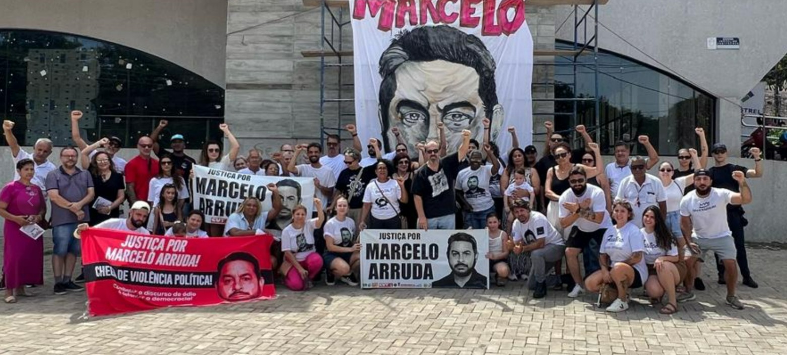 Família de Marcelo Arruda realiza ato após Justiça permitir prisão domiciliar de Guaranho