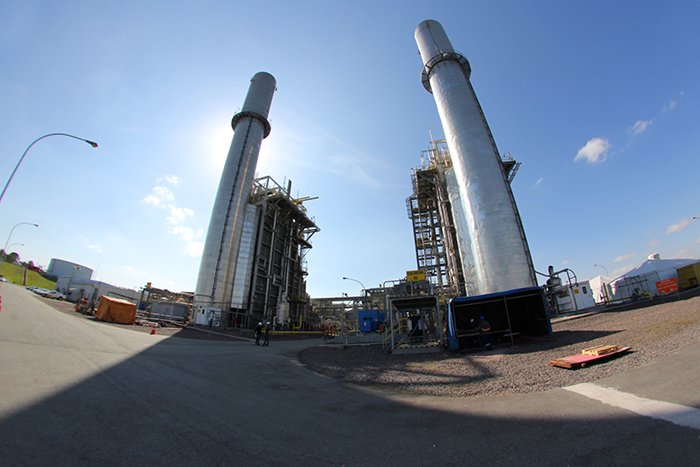 Petrobras venderá participação na UEG Araucária junto com a Copel