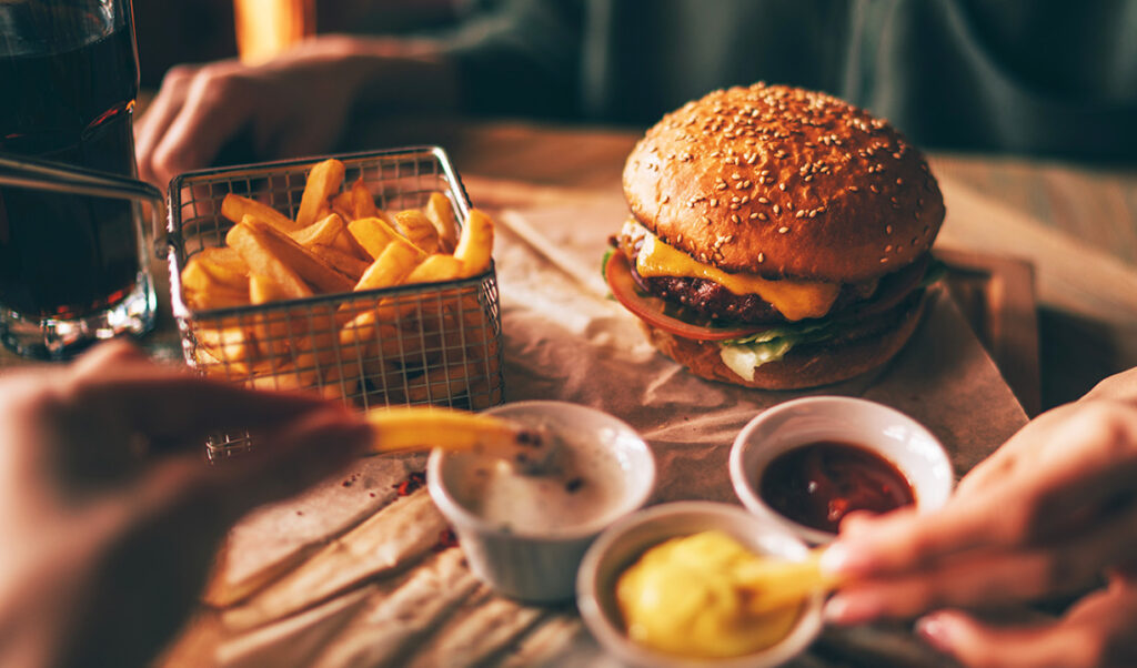 iFood comemora Dia Mundial do Hambúrguer com prêmio — mas vencedores do Paraná não têm hambúrguer